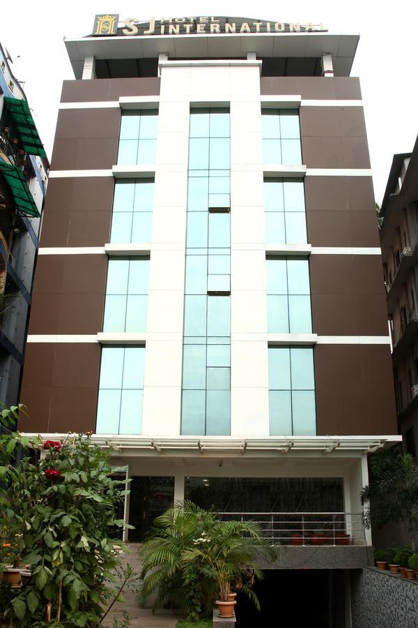 Hotel Sj International Γουβαχάτι Εξωτερικό φωτογραφία