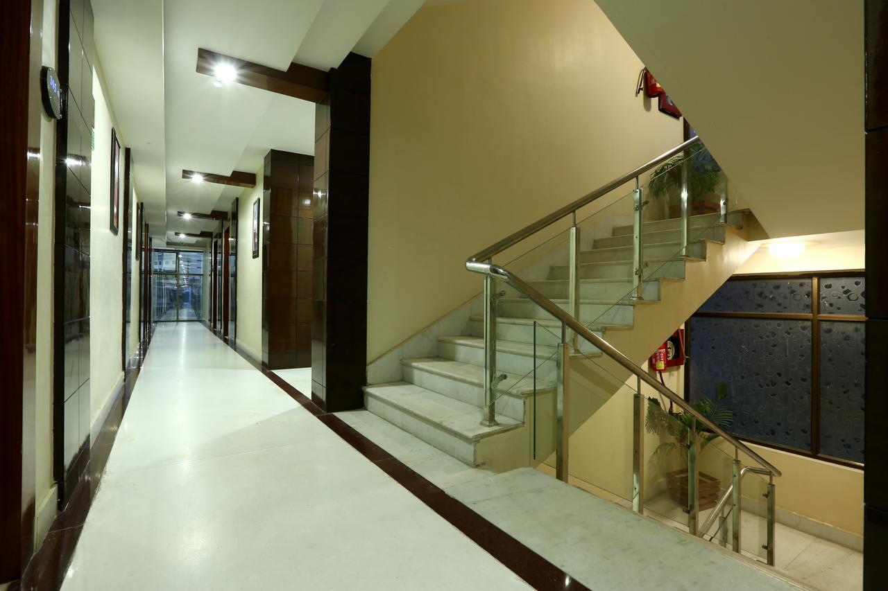 Hotel Sj International Γουβαχάτι Εξωτερικό φωτογραφία