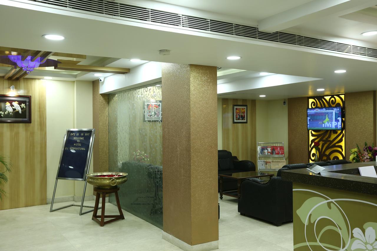 Hotel Sj International Γουβαχάτι Εξωτερικό φωτογραφία